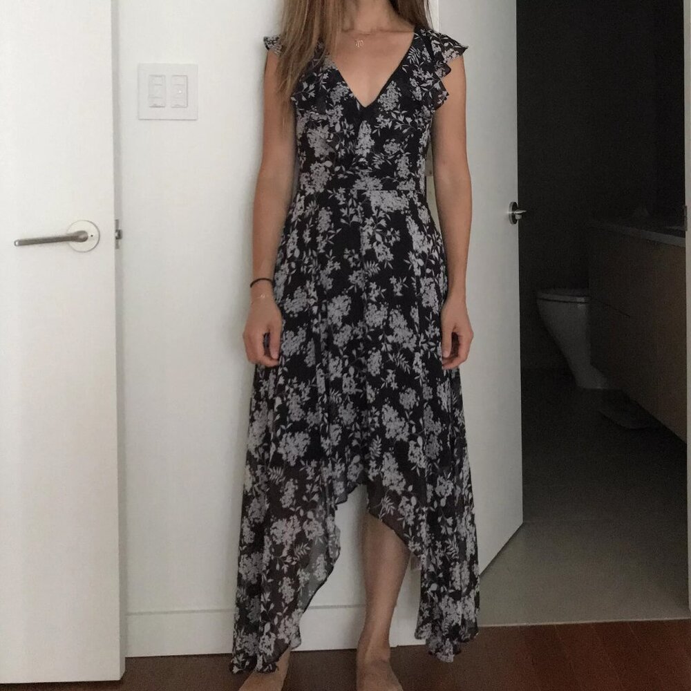 NWT Banana Republic Maxi Dress 0 Petite Black Floral Ruffle Romantic Resortwear